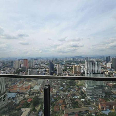 The Luxe Colony Klcc Apartment Kuala Lumpur Exterior photo