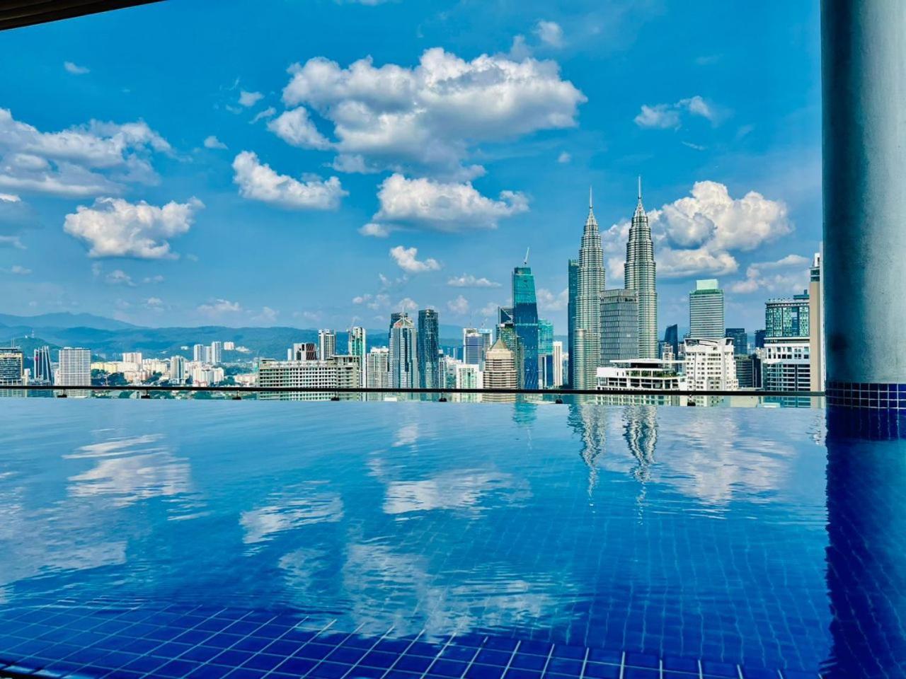 The Luxe Colony Klcc Apartment Kuala Lumpur Exterior photo