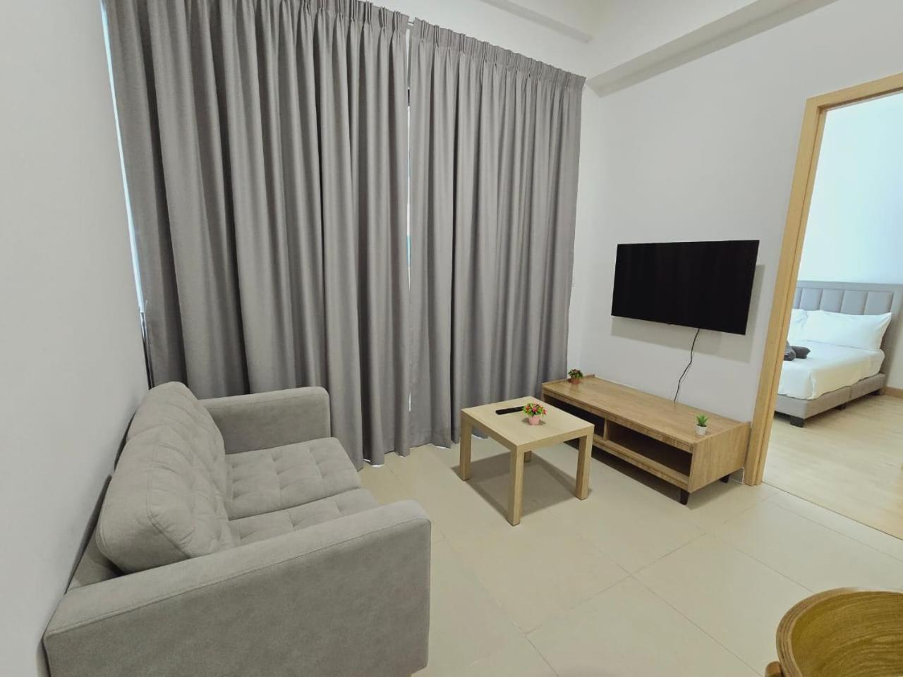 The Luxe Colony Klcc Apartment Kuala Lumpur Exterior photo