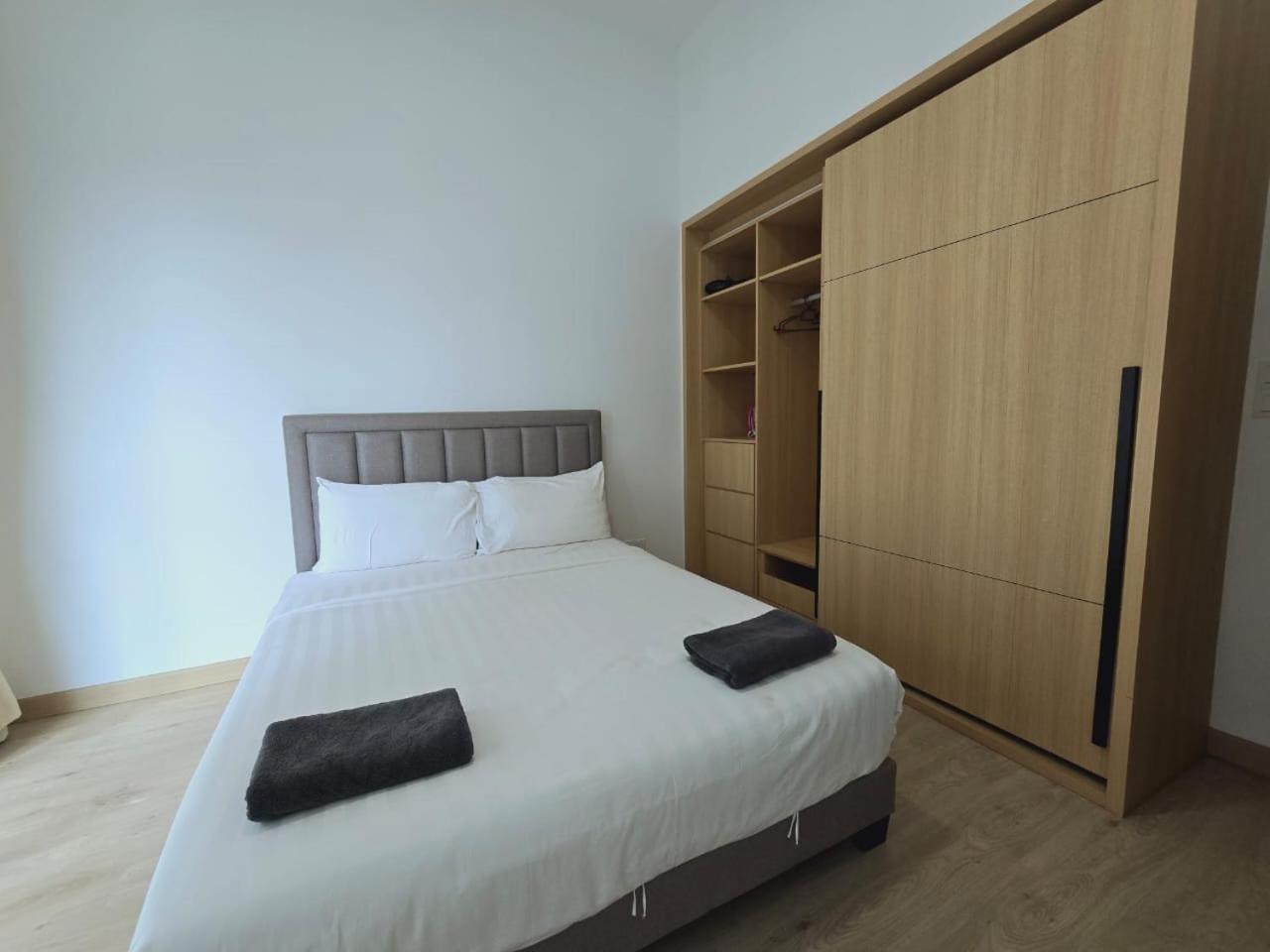 The Luxe Colony Klcc Apartment Kuala Lumpur Exterior photo